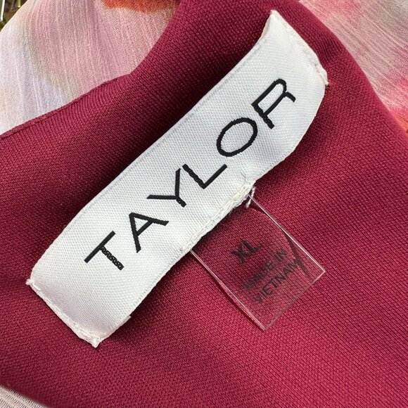 Taylor Printed Wrap Sleeveless Dress Red Pink Floral With Belt Size XL NWT - Picture 8 of 12